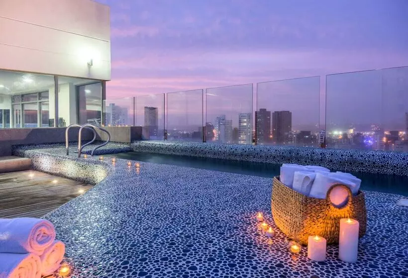 酒店 NH Collection Royal Smartsuites