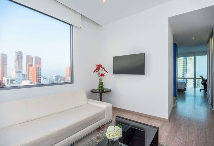 هتل NH Collection Royal Smartsuites