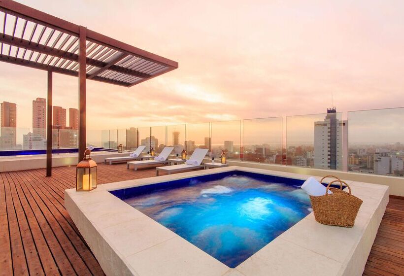 هتل NH Collection Royal Smartsuites