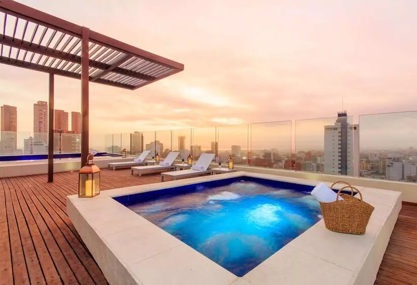 酒店 NH Collection Royal Smartsuites