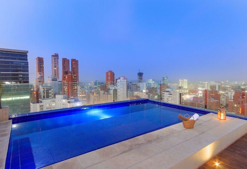 هتل NH Collection Royal Smartsuites