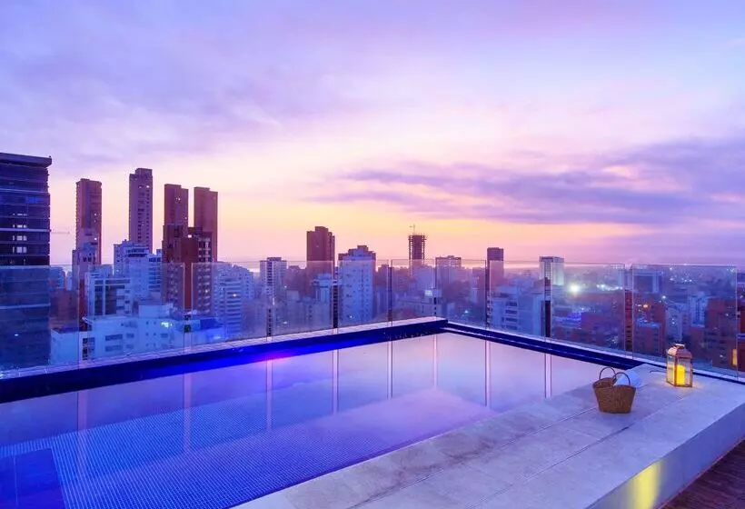 酒店 NH Collection Royal Smartsuites