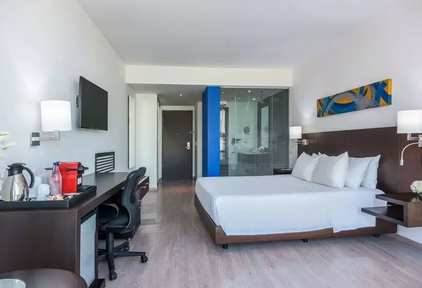 酒店 NH Collection Royal Smartsuites