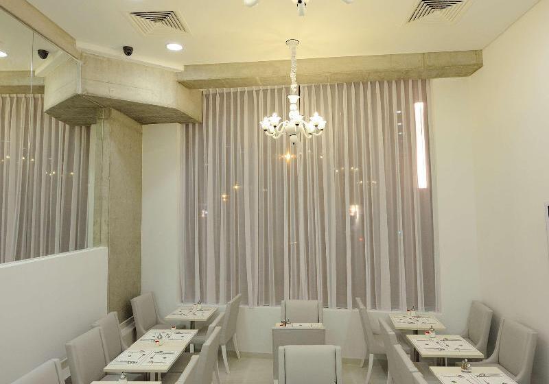 فندق Quality Centre del Mon Perpignan 