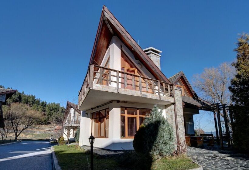 בית מלון כפרי Redenka Holiday Club