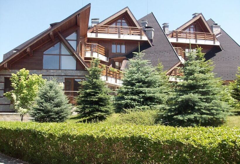 בית מלון כפרי Redenka Holiday Club