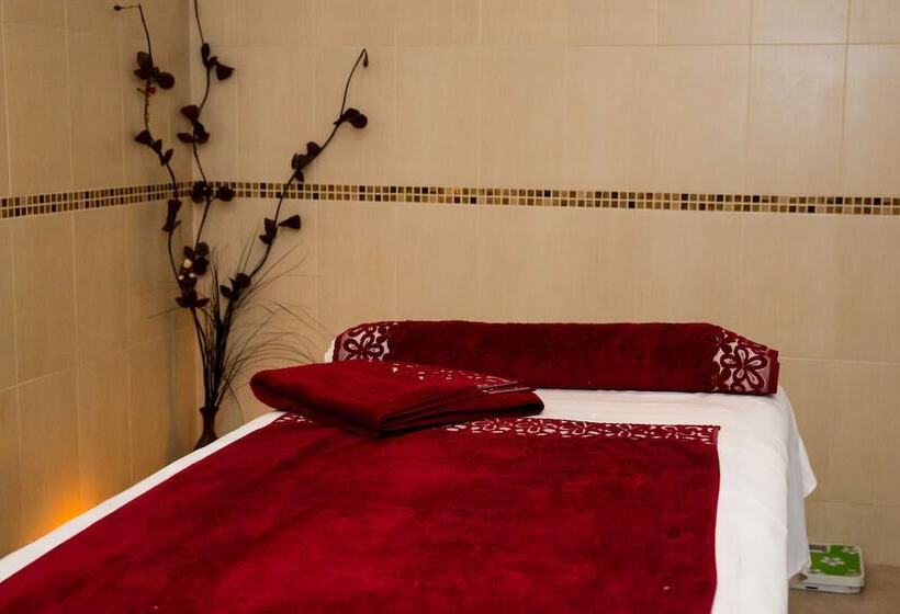 בית מלון כפרי Redenka Holiday Club