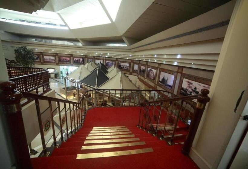 Regent Plaza Hotel & Convention Centre