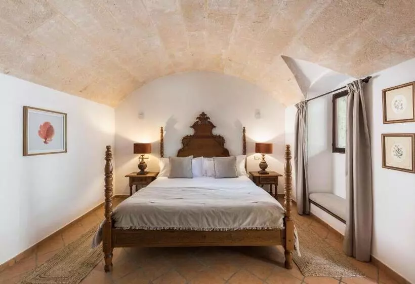 Сельский отель Finca Can Beneit