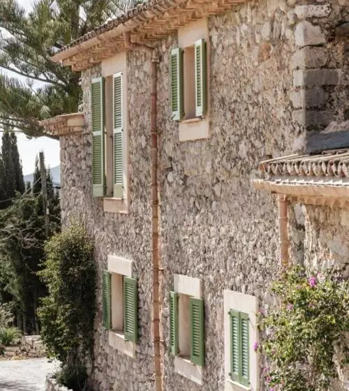 Сельский отель Finca Can Beneit