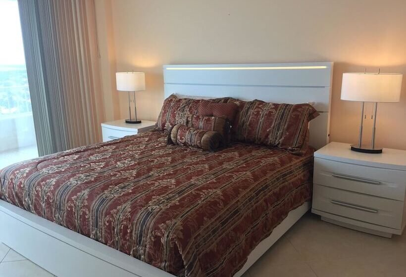 호텔 South Seas Tower 4 1912