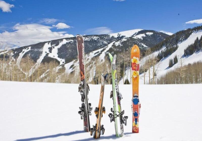 호텔 St. James Place