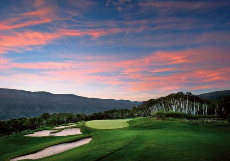 호텔 St. James Place