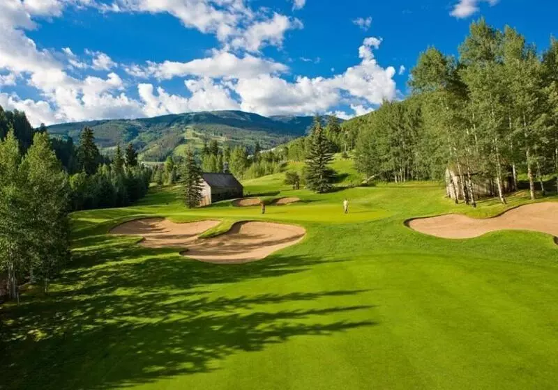 호텔 St. James Place