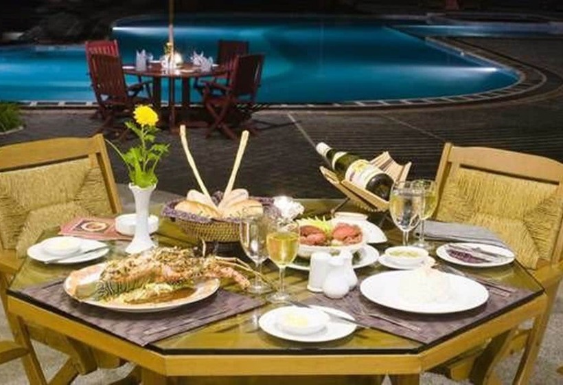 هتل Sunny Paradise Resort