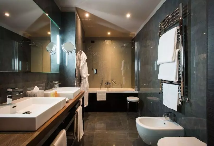 酒店 Uptown Palace