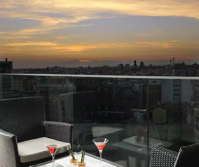 酒店 Uptown Palace