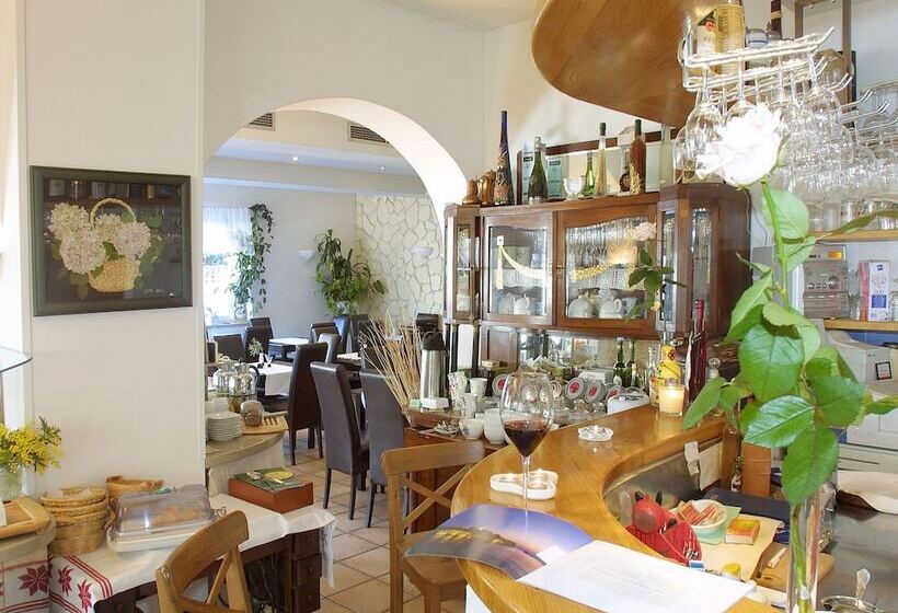 בית מלון כפרי Vila Lili