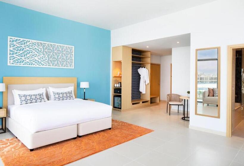 Centara Mirage Beach Resort Dubai