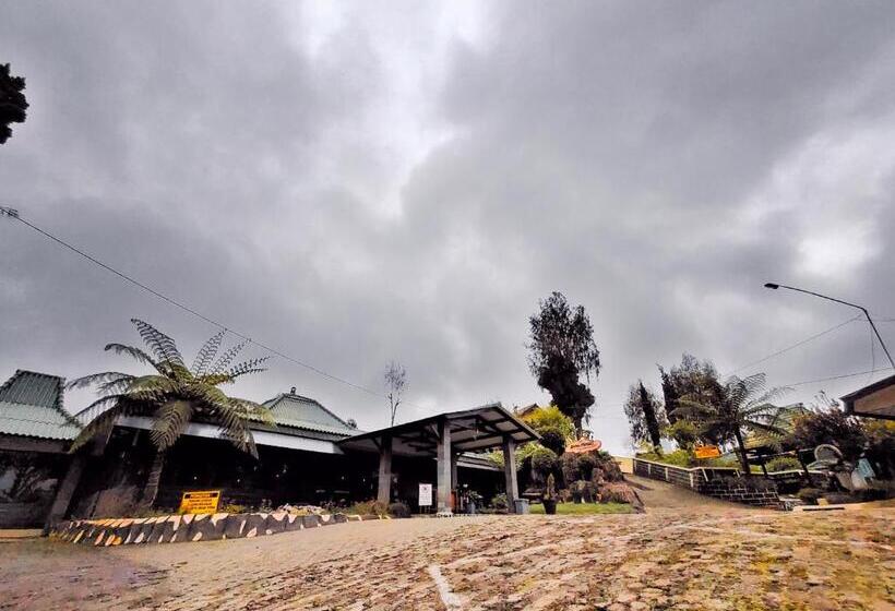 فندق Bromo Permai 1