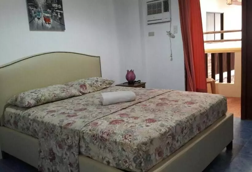 Hotelli Eriko's House