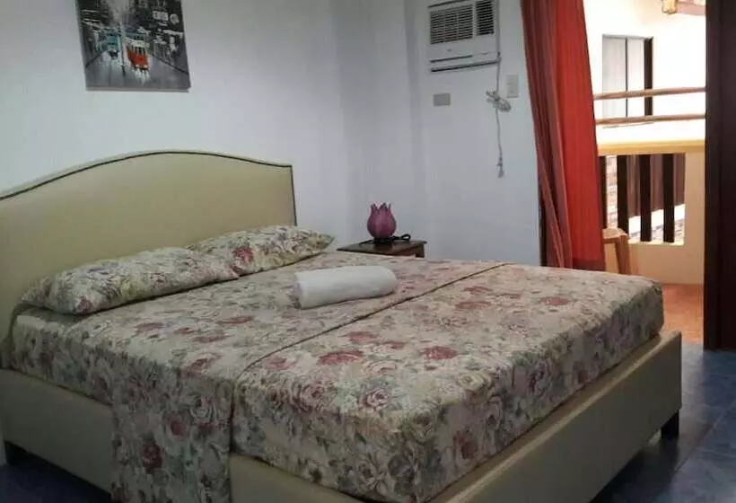 Hotelli Eriko's House