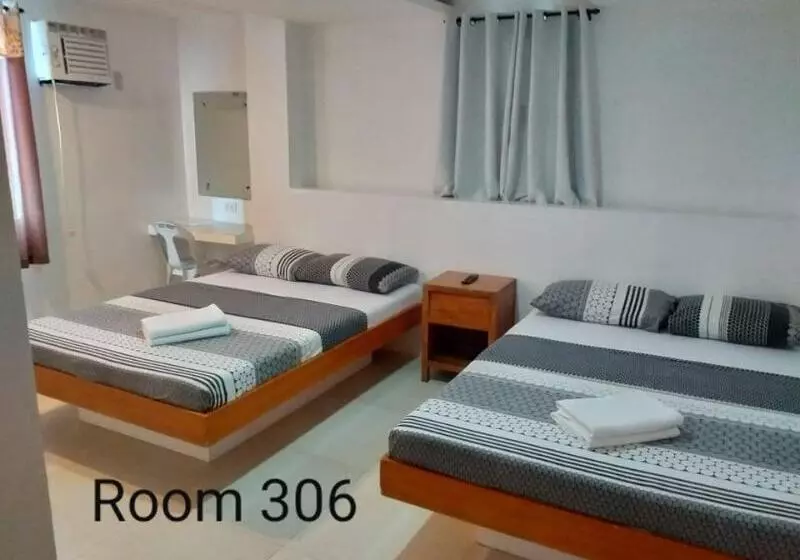 Hotelli Eriko's House