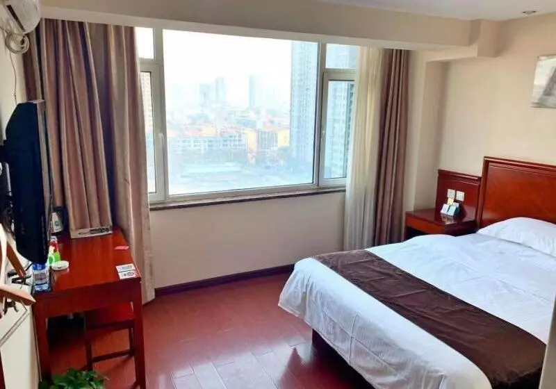 Hotelli Greentree Inn Hebei Handan Railway Station Express