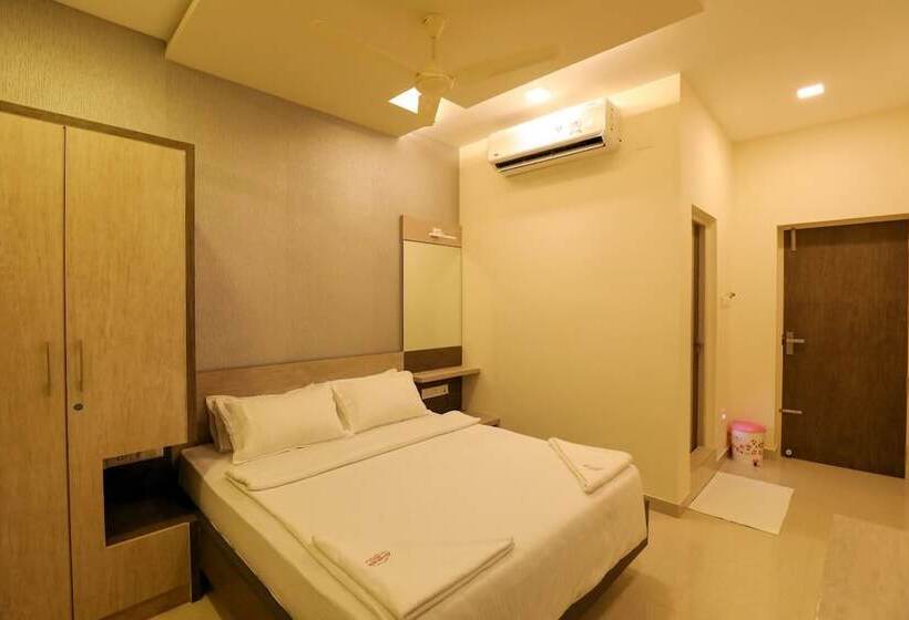 בית מלון כפרי Jayam