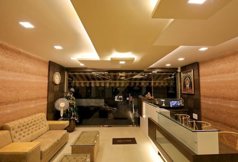 בית מלון כפרי Jayam