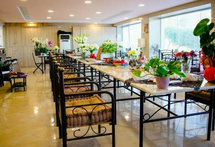 Hotelli Nikolakakis Rooms Lavrio