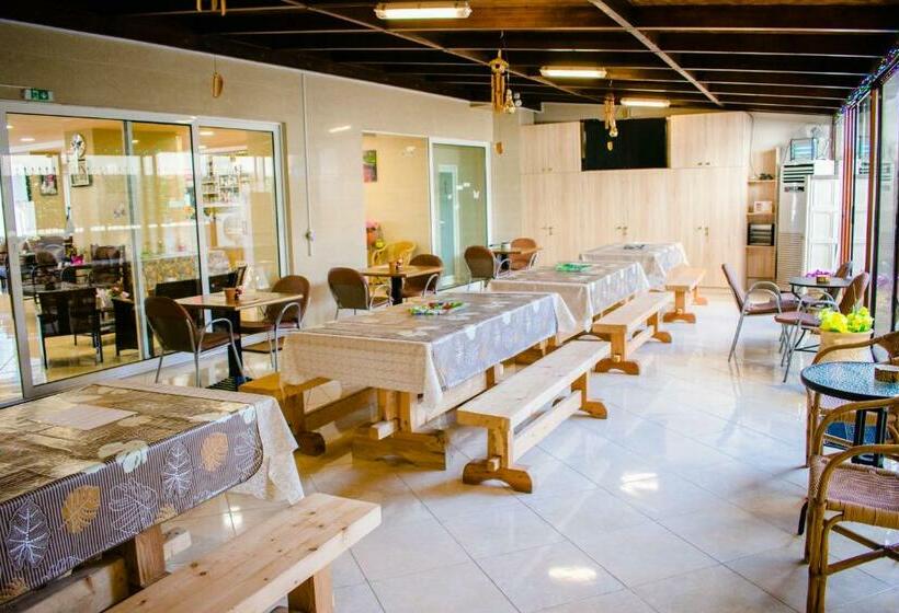 בית מלון כפרי Nikolakakis Rooms Lavrio