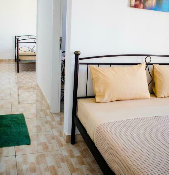 בית מלון כפרי Nikolakakis Rooms Lavrio