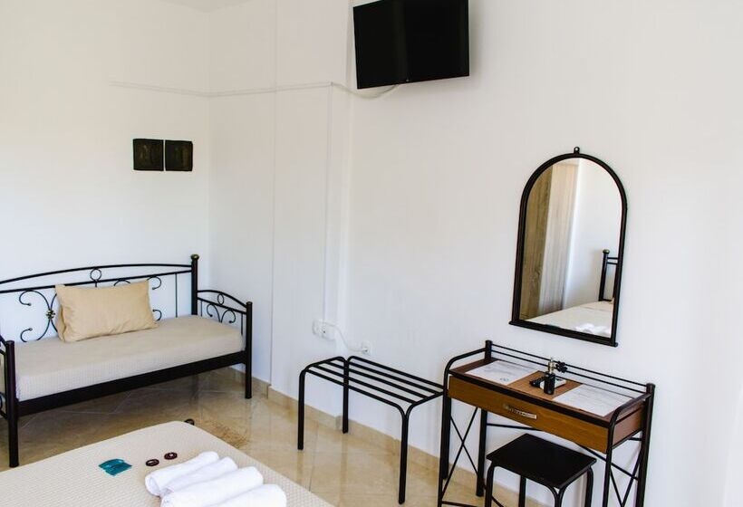 בית מלון כפרי Nikolakakis Rooms Lavrio