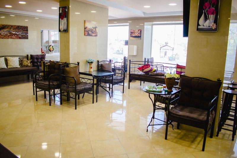 בית מלון כפרי Nikolakakis Rooms Lavrio