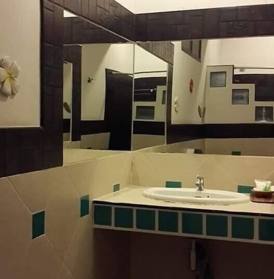 فندق Penny Bangalow Resort