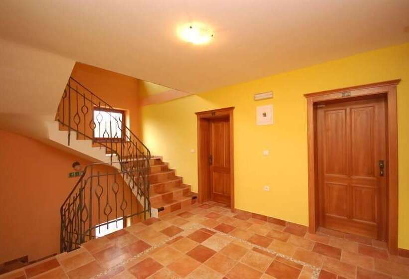 فندق Penzion Motyl