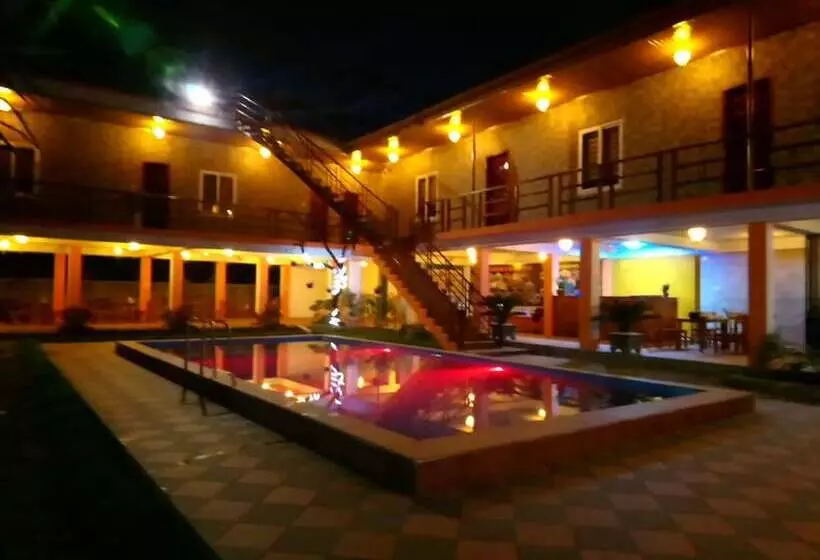 هتل Phong Nha Dawn Homestay   Hostel