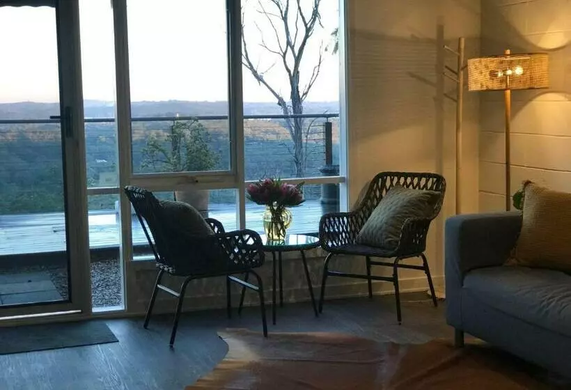 Aamiaismajoitus (B&B) Cloud View Garden