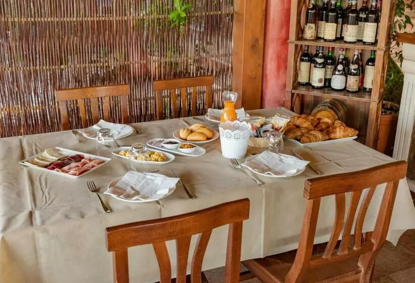 ベッドアンドブレックファースト La Botte