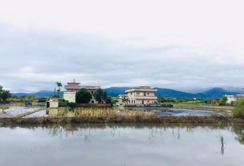 تختخواب و صبحانه 根本町無印風villa包棟寵物友善 朋友聚會 烤肉廚房 兒童友善