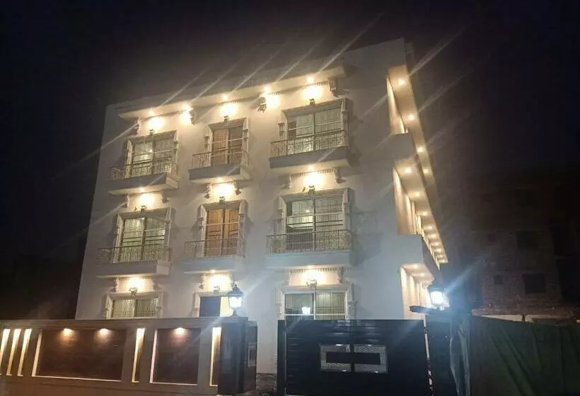 Continental Girls Hostel Muhafiz Town Phase 2