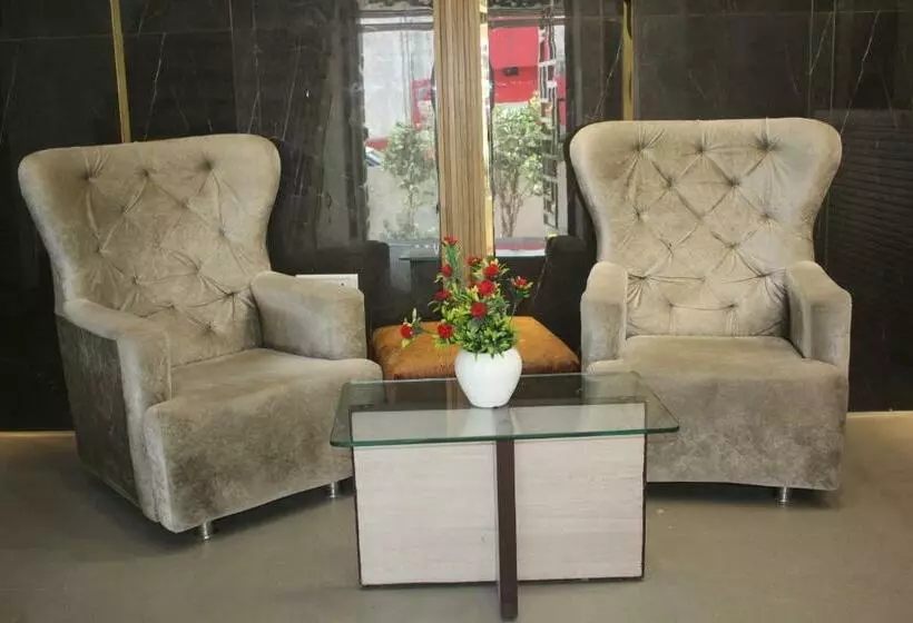 Hotell Infinity Rubystone Express