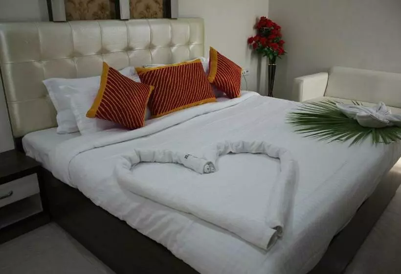 Hotell Infinity Rubystone Express