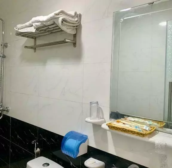هتل Khách Sạn Bạch Dương