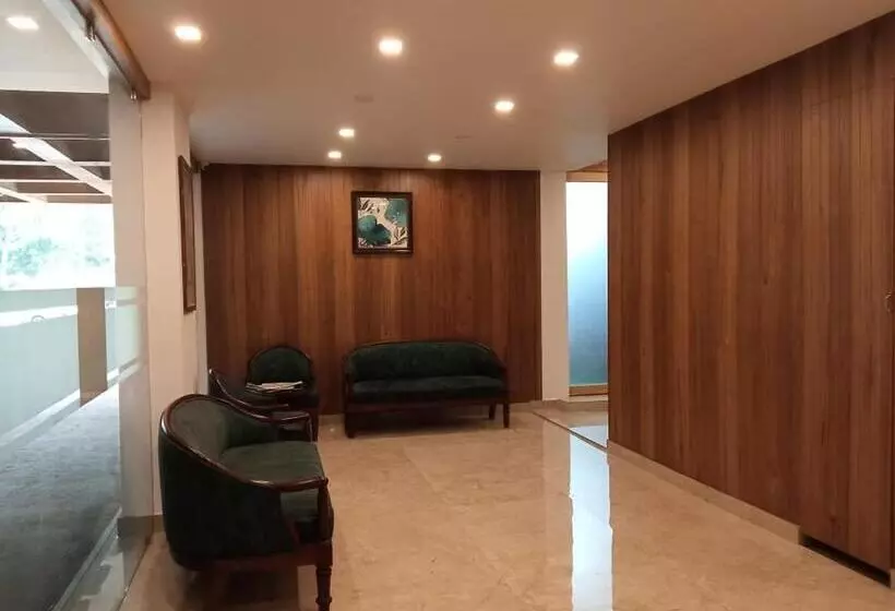 ホテル Mpsroyalsuites