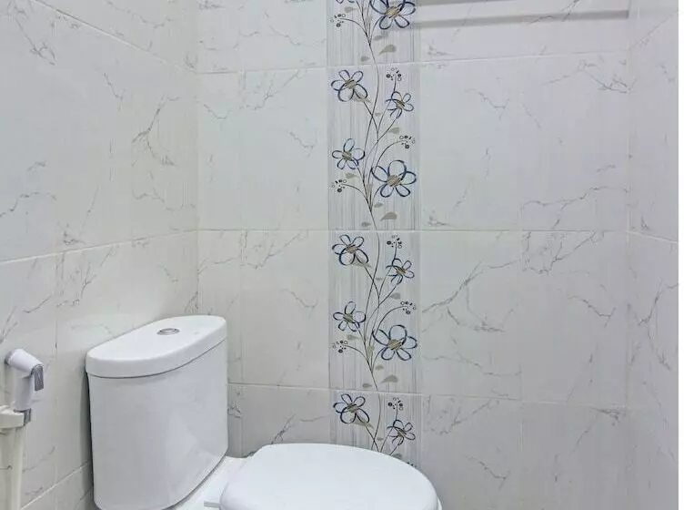 ホテル Capital O 90643 Suri Guest House Syariah