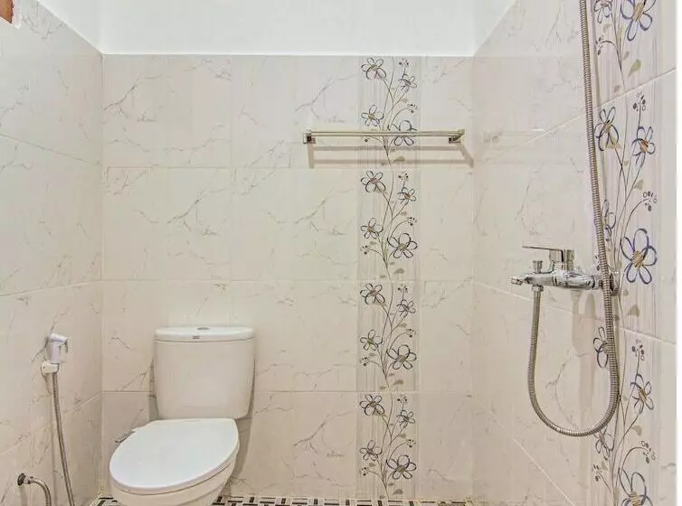 ホテル Capital O 90643 Suri Guest House Syariah