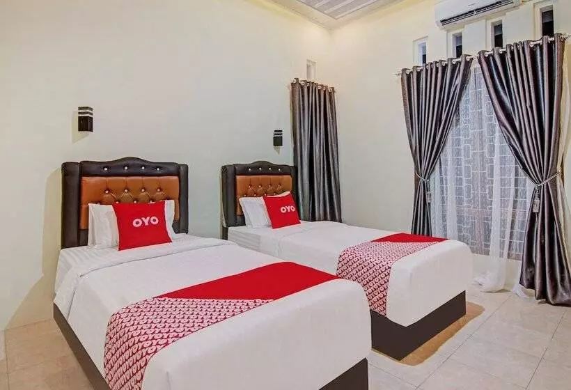 ホテル Capital O 90643 Suri Guest House Syariah