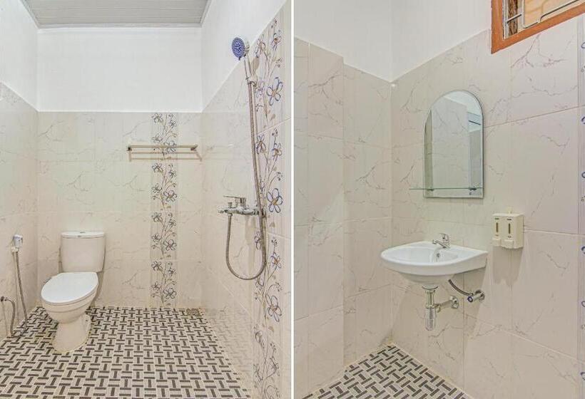 فندق Capital O 90643 Suri Guest House Syariah